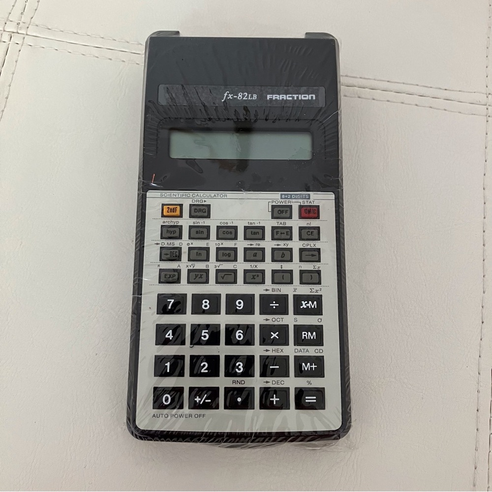 Casio Scientific Calculator fx-82LB FRACTION vintage new